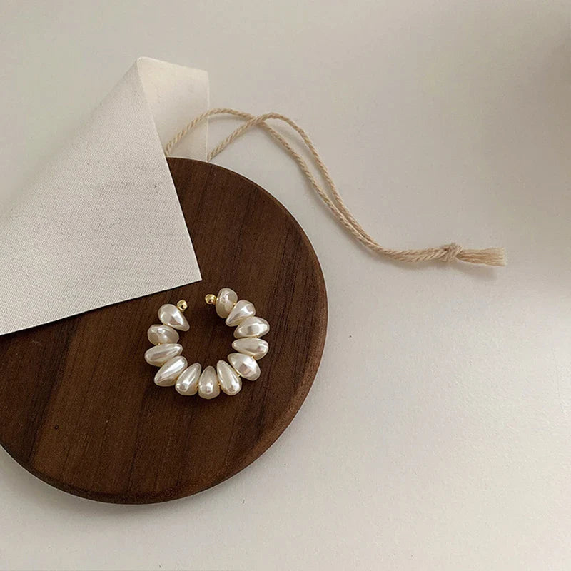 Single Pearl Link Ear Clip Earrings