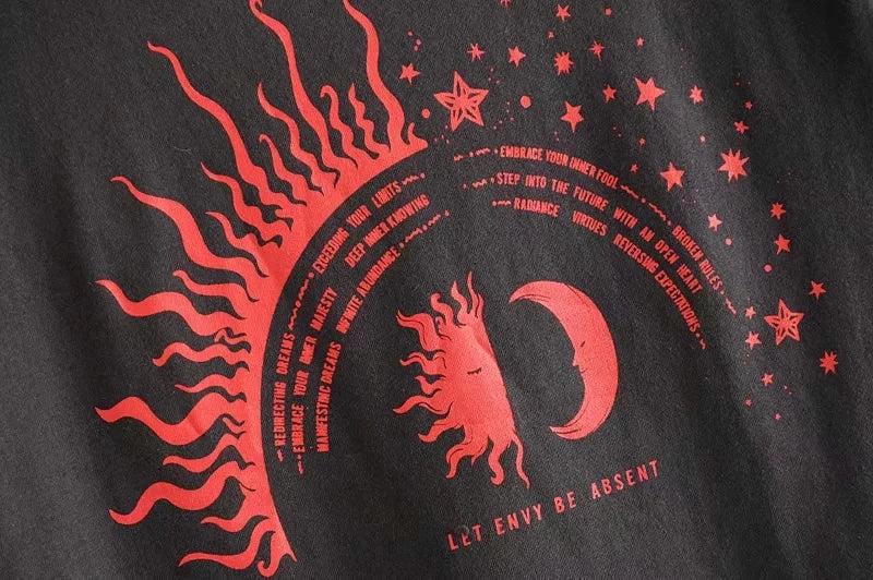 Soleil Luna Graphic Print Cropped T-Shirt