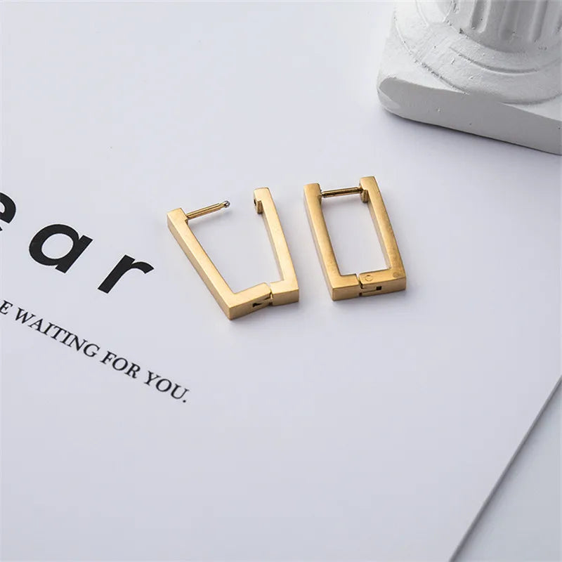 Dafne Minimalist Square Hoop Earrings