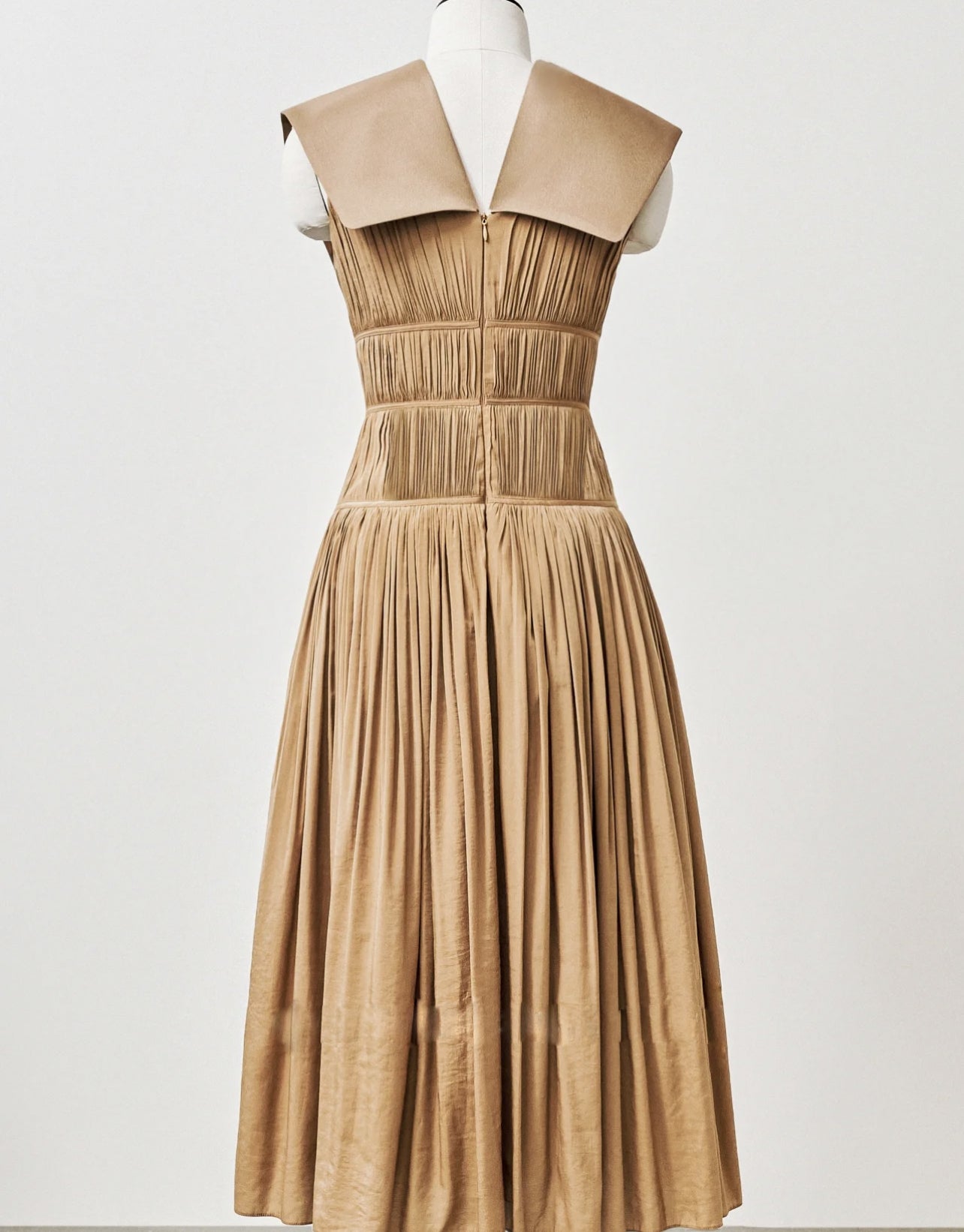 Helena Sleeveless Broad Collar Cocktail Dress - 2 Colors