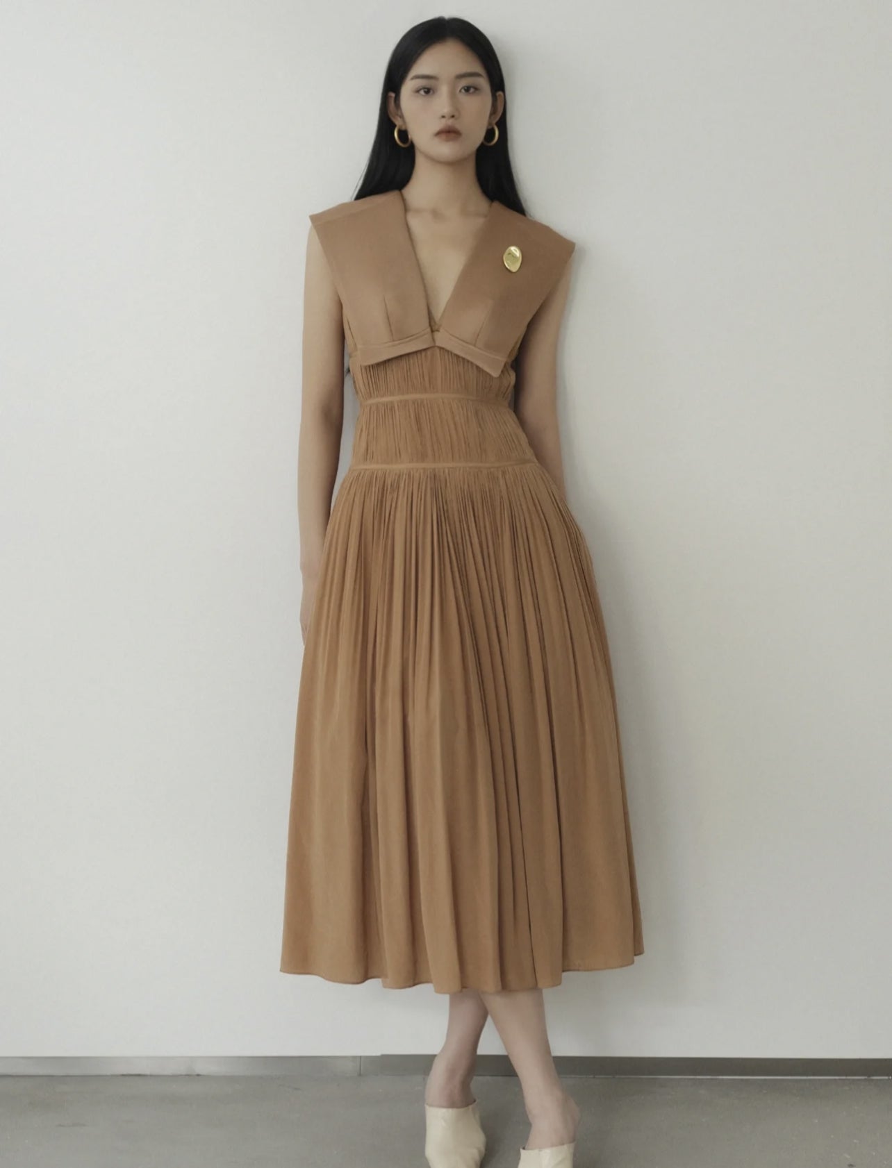 Helena Sleeveless Broad Collar Cocktail Dress - 2 Colors