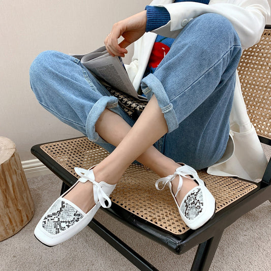 Jasmine Serpentine Upper Mary Jane Pumps