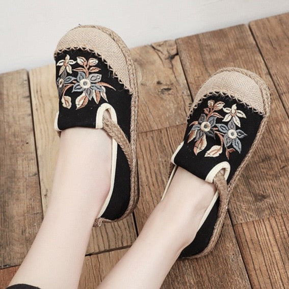 Johanna Vintage Floral Embroidery Moccasin Loafers