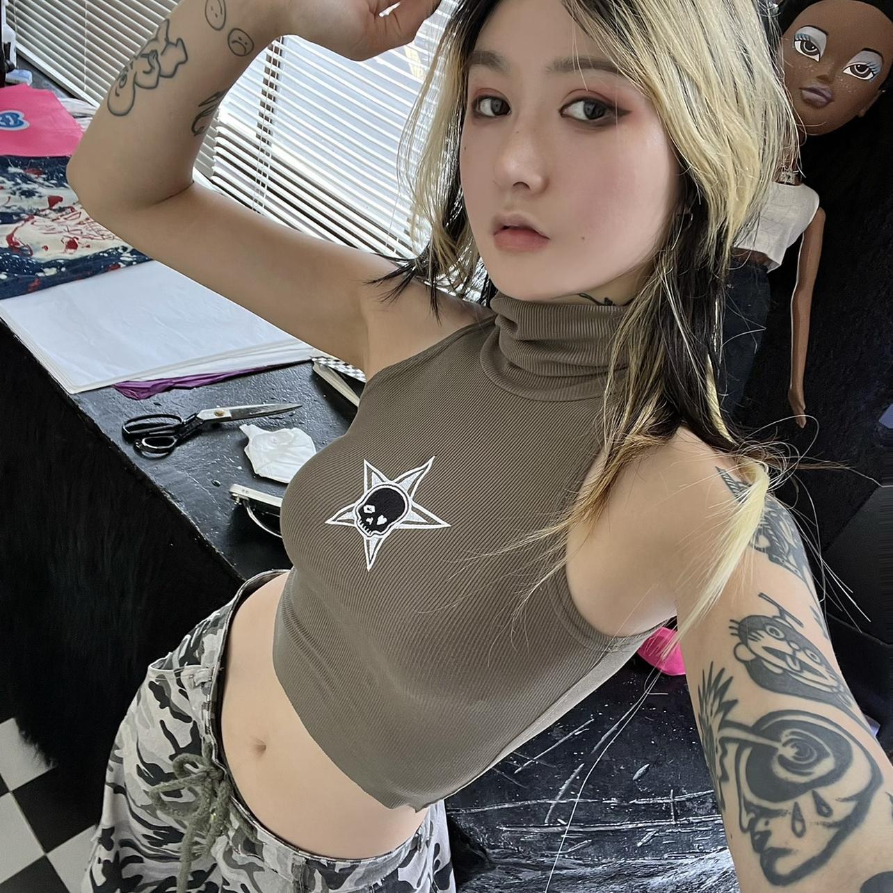 Kasey Harajuku Turtleneck Cropped Top - 2 Colors