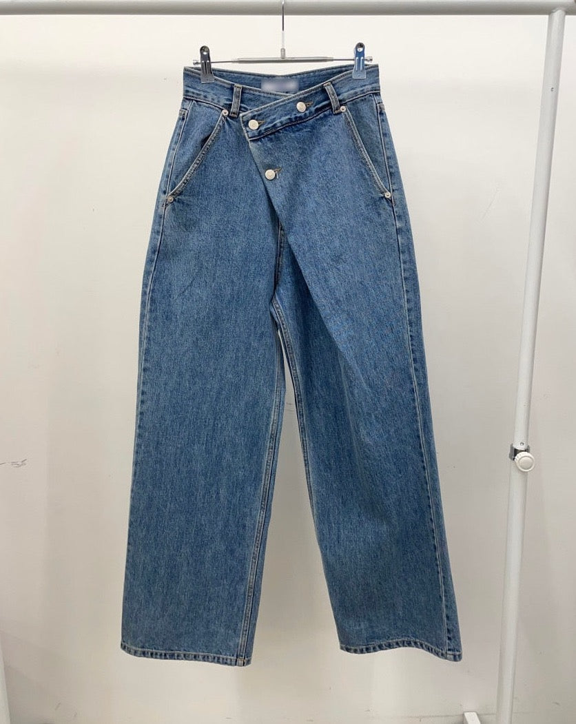Kay Wrapped Button Fly Loose Jeans