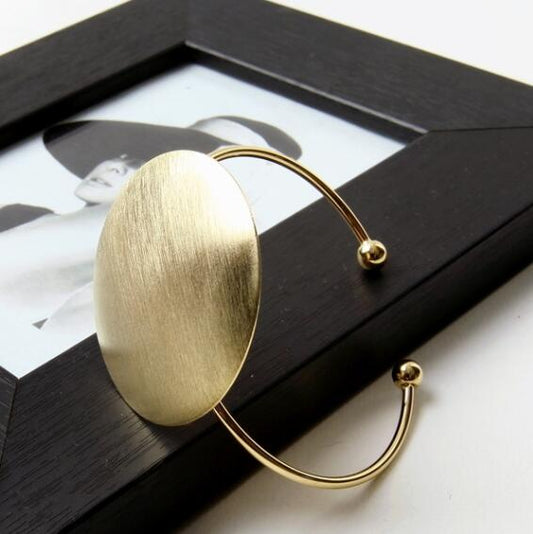Kei Big Round Brushed Metal Bracelets - Gold or Silver
