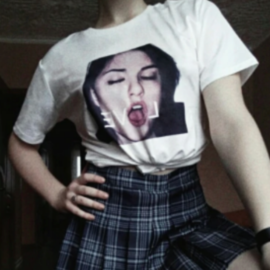 L O V E Graphic Print T-Shirt - 4 Colors