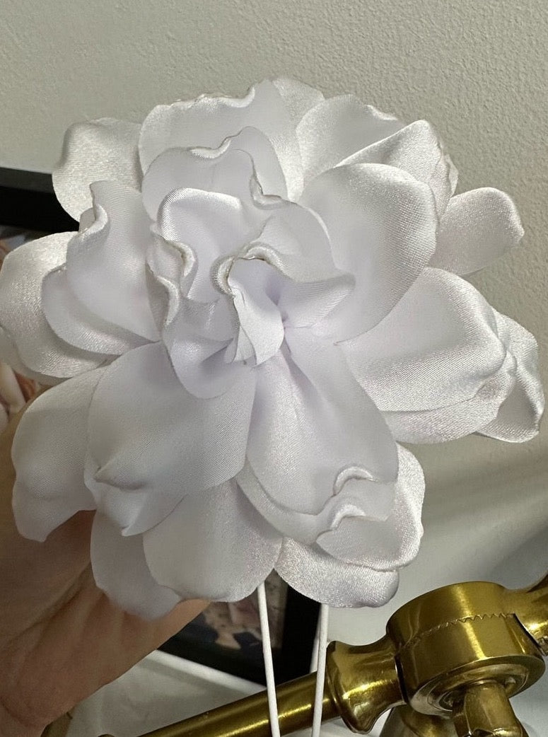 Linea Big Flower Corsage Chocker Necklaces - 4 Colors