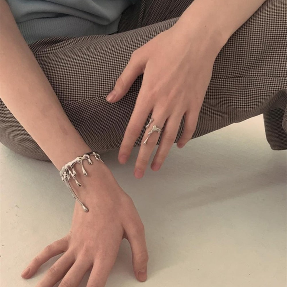 Lloise Dripping Liquid Rings - Gold or Silver