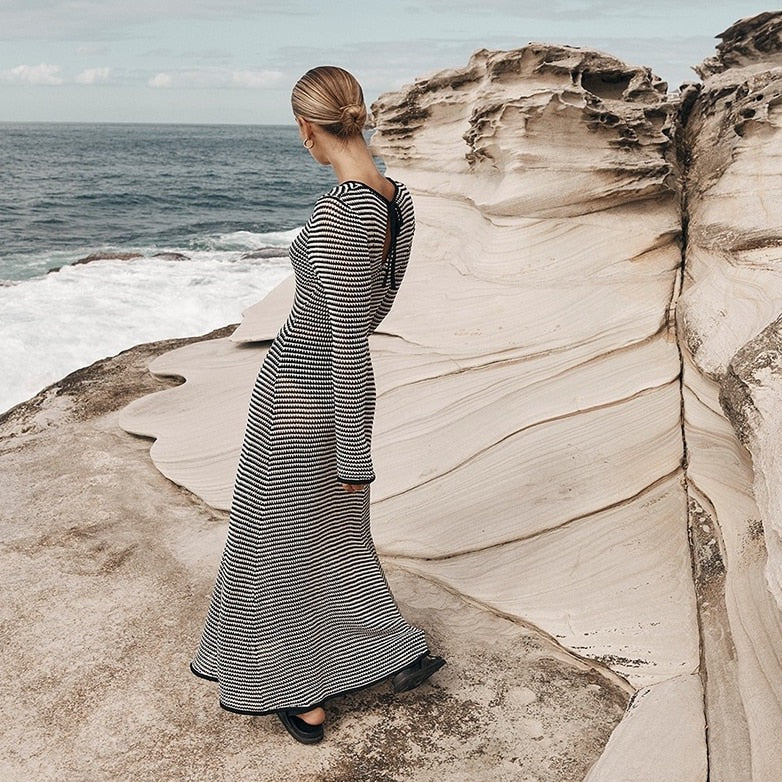 Lua Zigzag Pattern Crochet Open Back Maxi Dress - 2 Colors