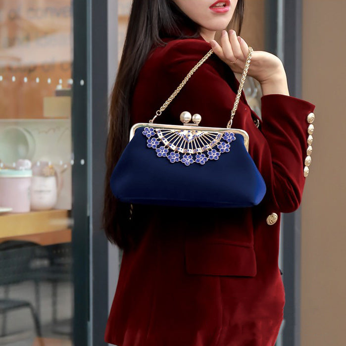 Gorgeous Diamond Flower Evening Clutch Bag