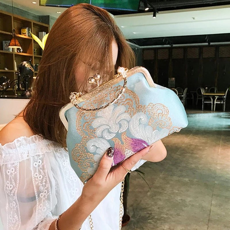 Stylish Hand Clutch Bag with Flower Embroidery