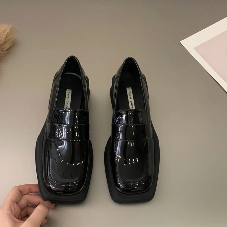 Maija Minimalist Platform Penny Loafers