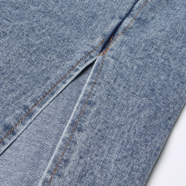 Makena Scallop Waist Denim Skirt