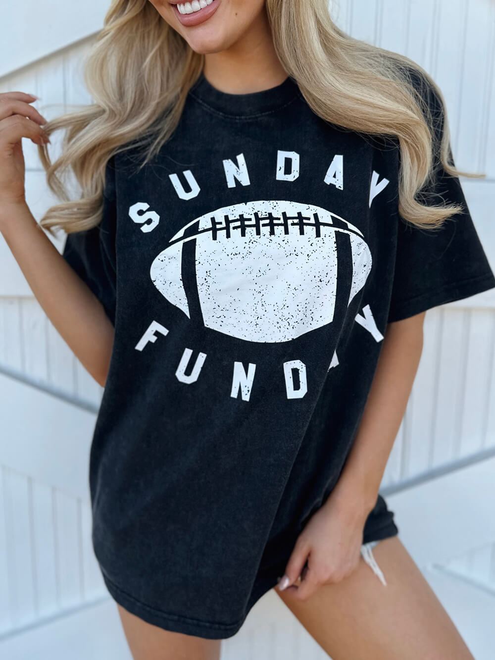 Mineral-Wash “Sunday Fundayââ‚?Graphic Tee