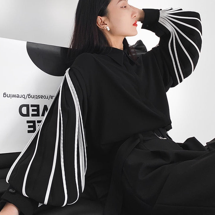 Nami Lantern Sleeve Blouse with Color Contrast Pleats