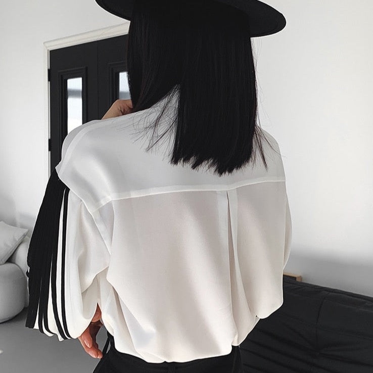 Nami Lantern Sleeve Blouse with Color Contrast Pleats