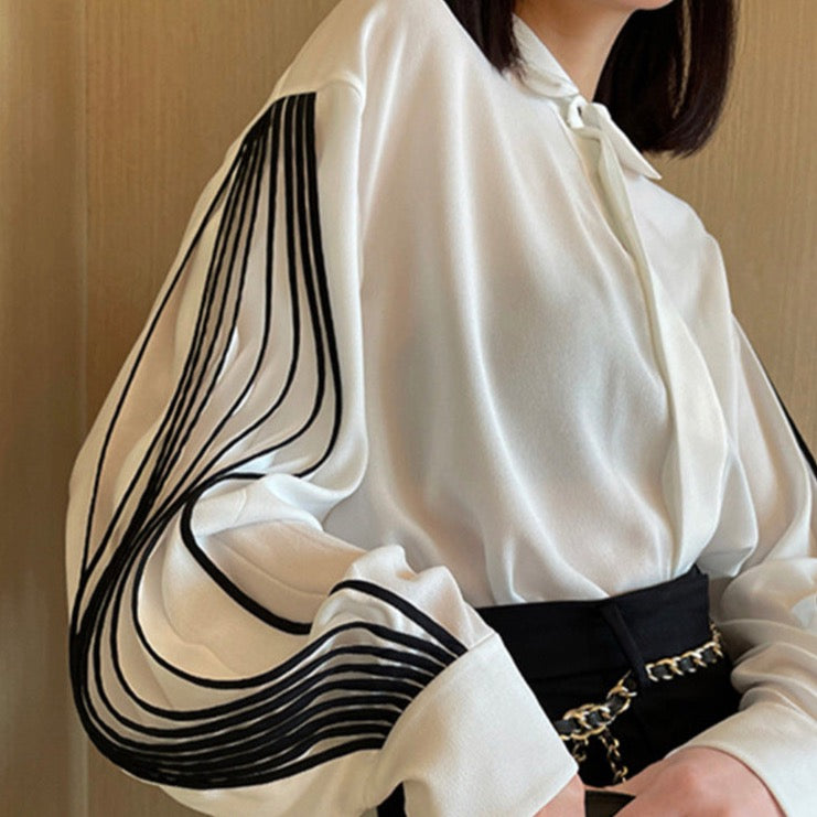 Nami Lantern Sleeve Blouse with Color Contrast Pleats