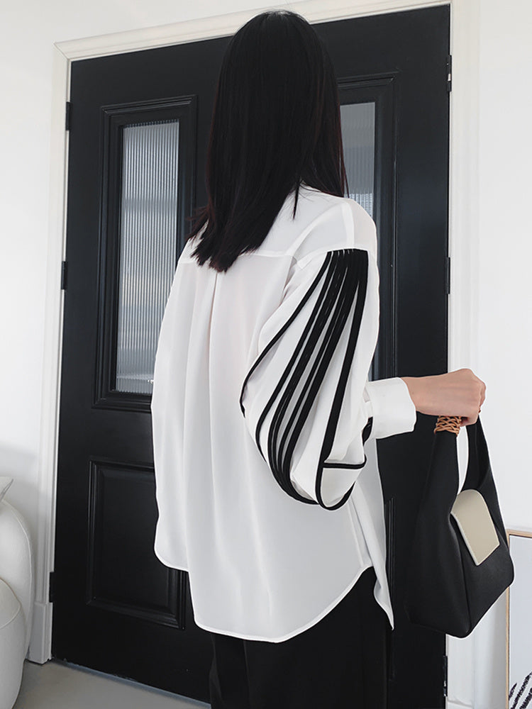 Nami Lantern Sleeve Blouse with Color Contrast Pleats