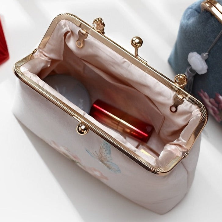 Lorene Retro Embroidered Handbag