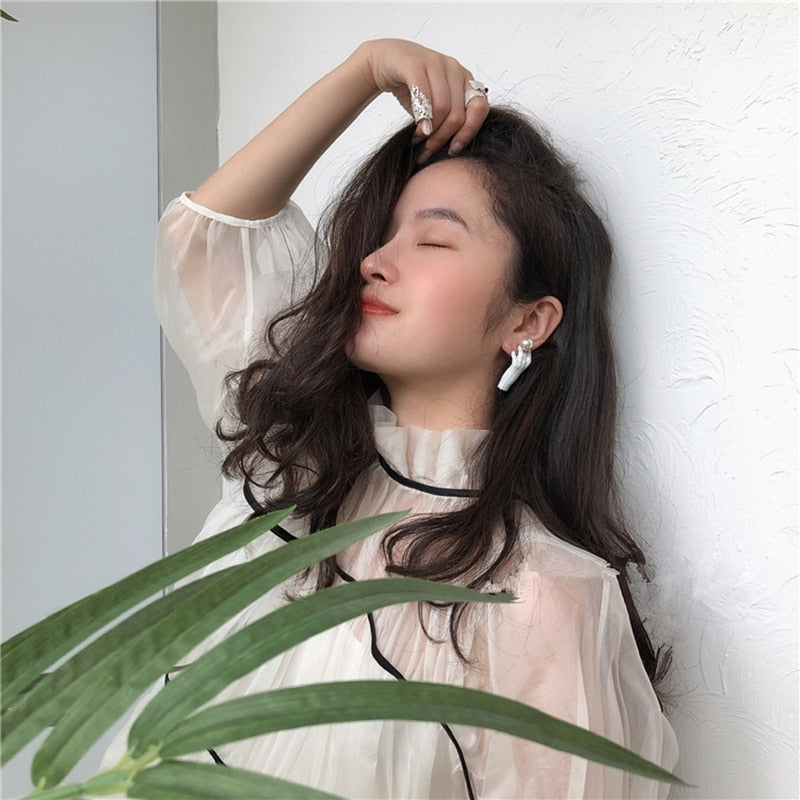 Pearl and Hand Earrings - 3 Colors