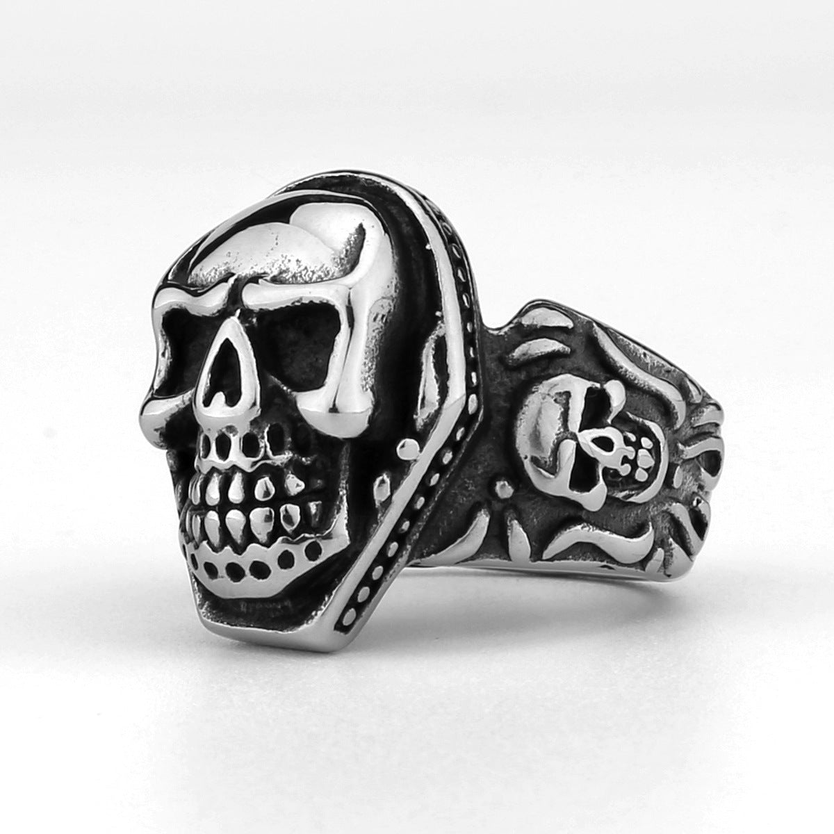 Rock Skull Ring