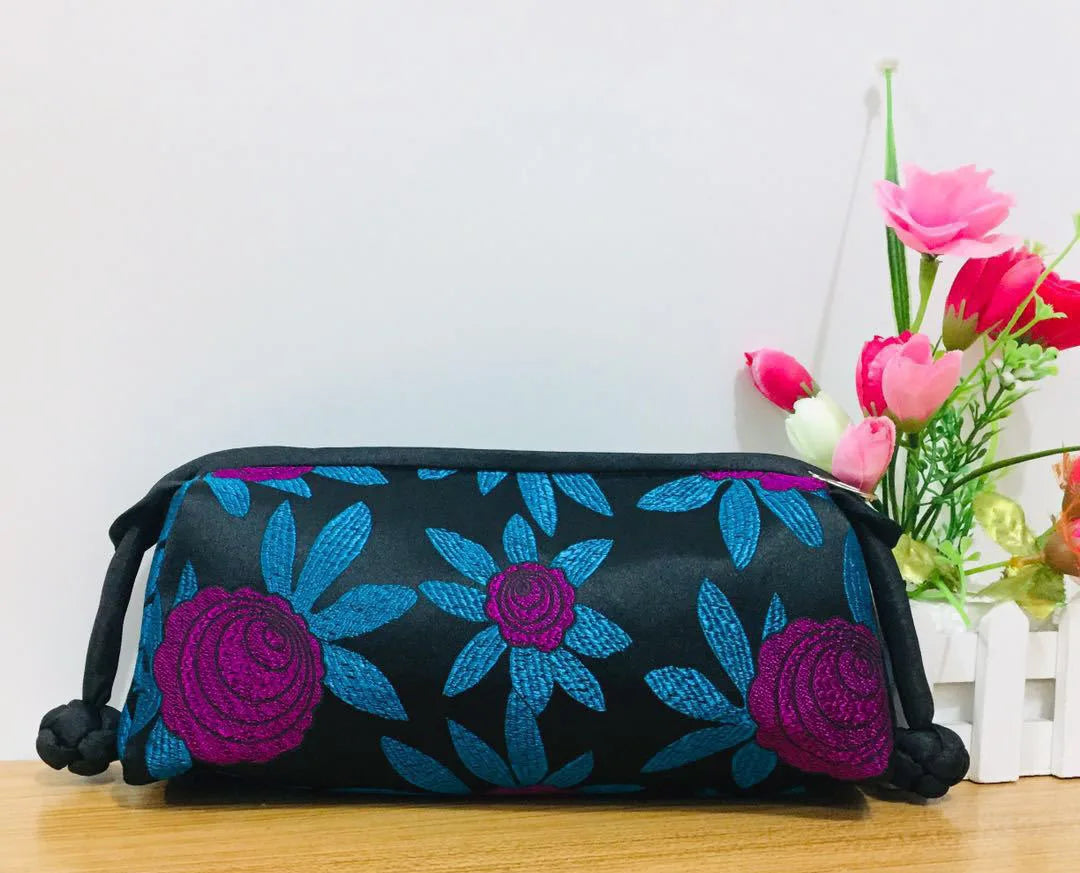 Kexin Silk Embroidery Cheongsam Mini Tote