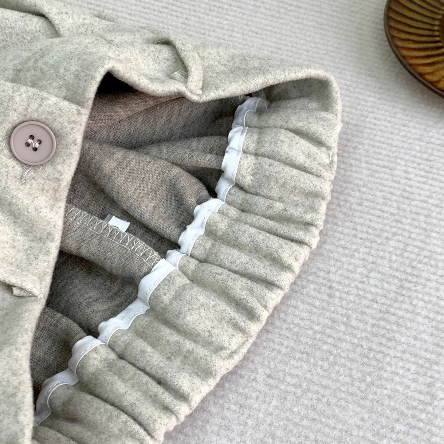 Chic Pleated Woolen Newsboy Pants