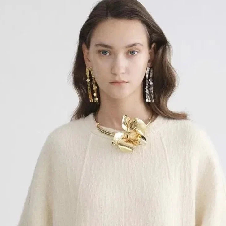 Lacella Minimalist Metal Flower Choker Necklace