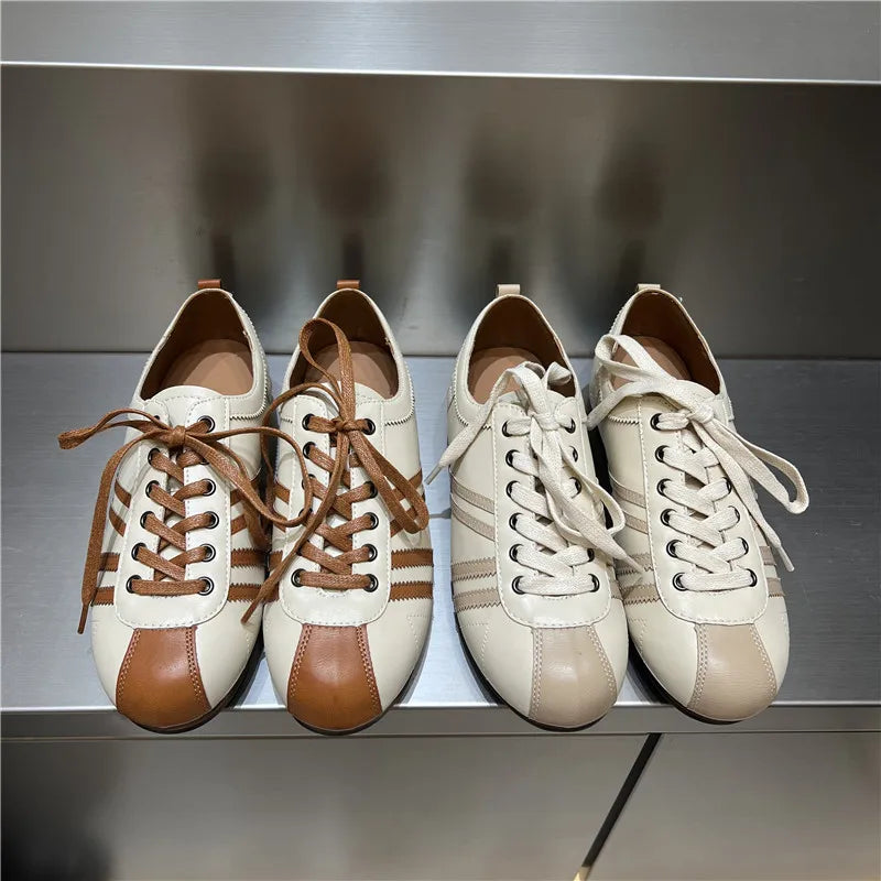 Eline Round Toe Leather Lace-up Flat Sneakers
