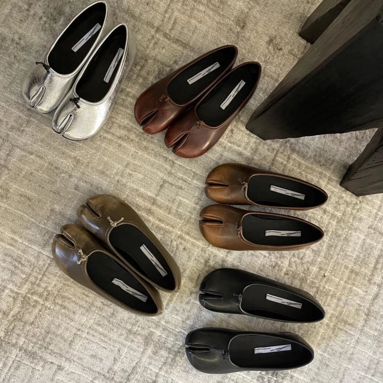 Pia Vintage Ombre Look Split Toe Maru Janes Flats