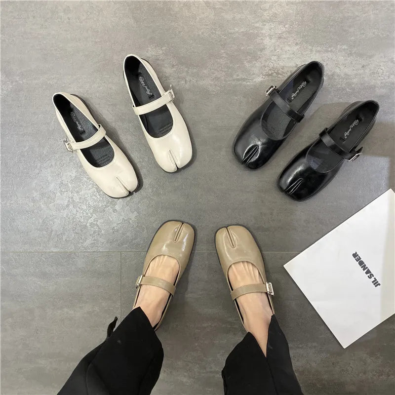 Sabitha Slipt Toe Mary Jane Ballet Flats