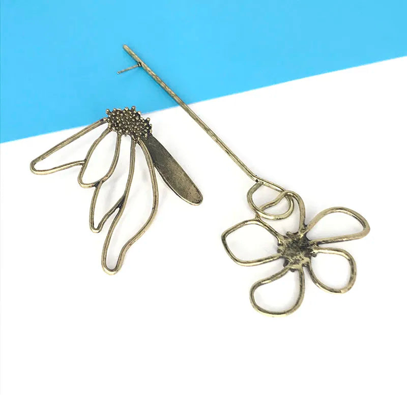 Owen Asymmetric Flower Drop Earrings
