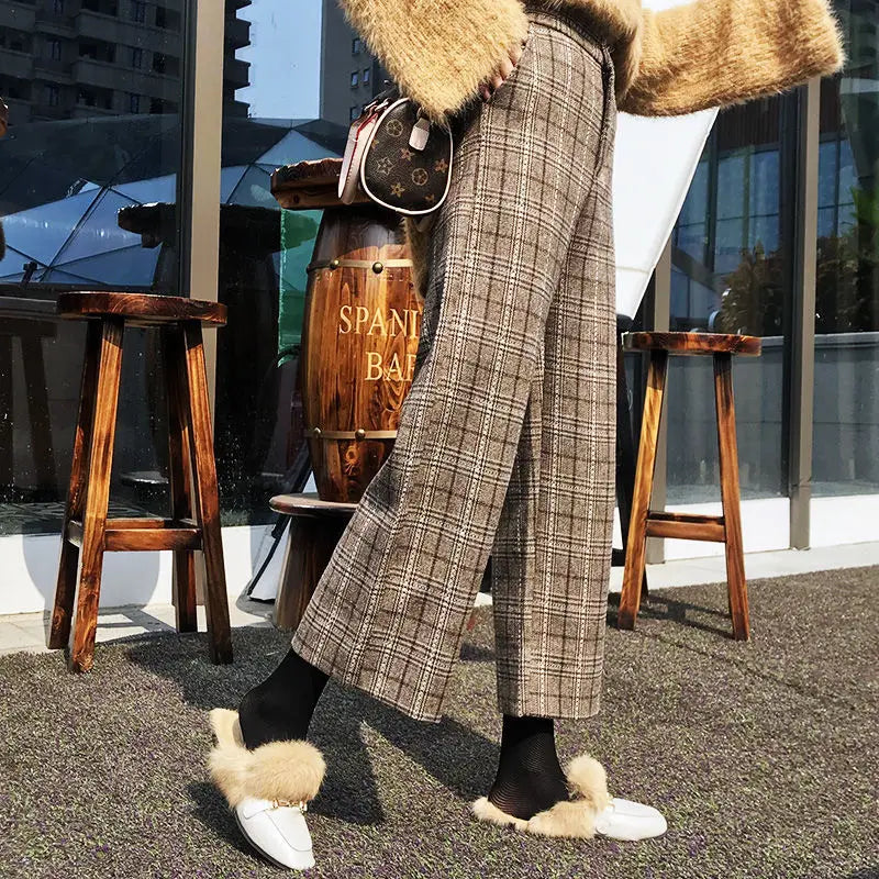 Jamie Woolen Plaid Cropped Pants