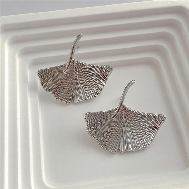Lilja Ginko Leaves Earrings