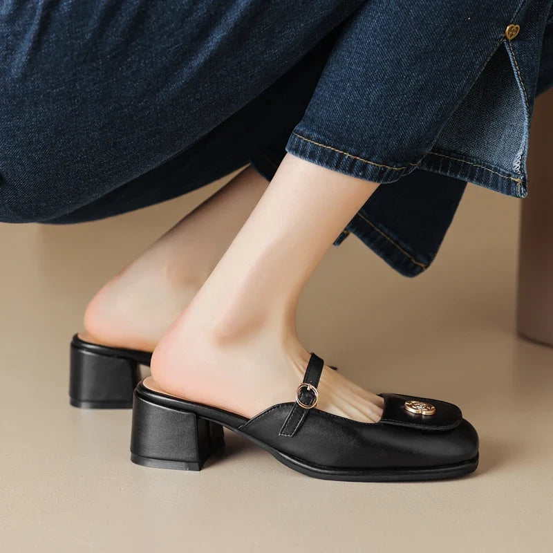 Loran Retro Round Toe Mule Pumps