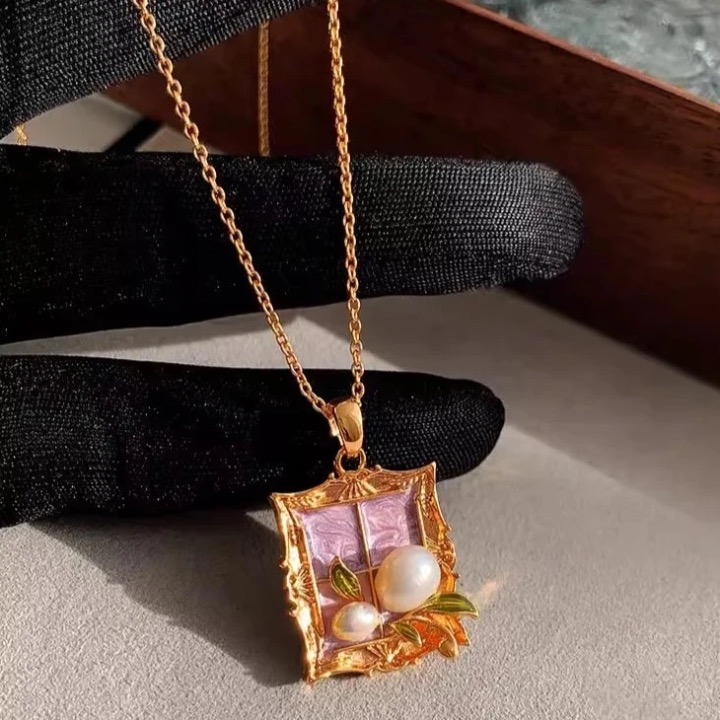 Vintage Pearl Gold Baroque Frame Flower Earrings & Necklace