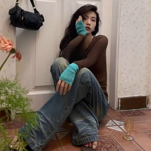 Ailsa Two Tone Flare Cuff Ribbed Knitted Top