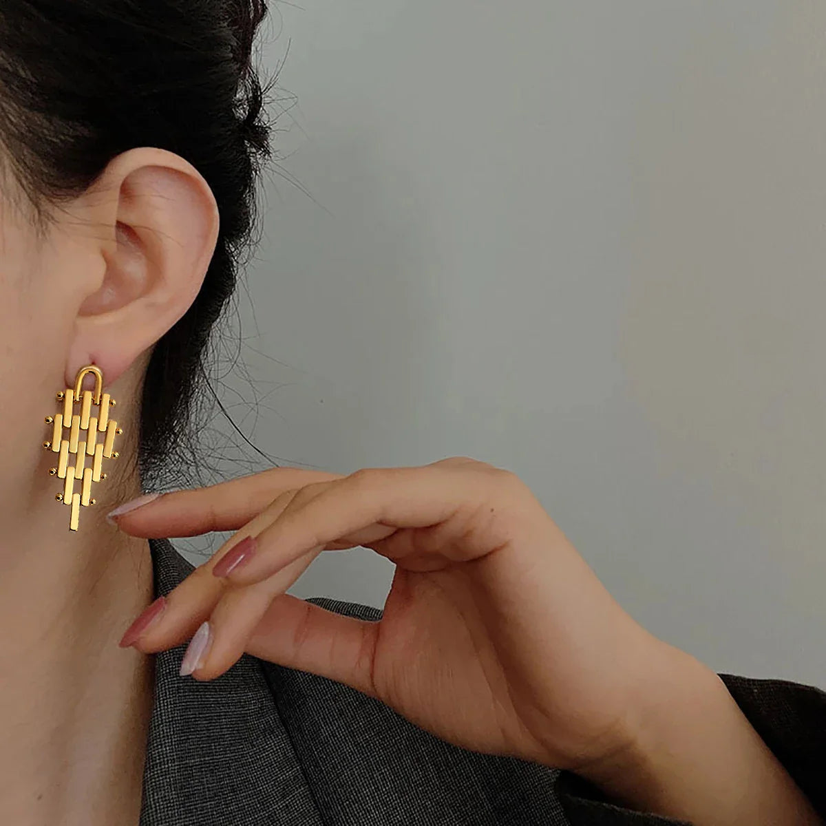 Geometric Metal Lattice Minimalist Earrings