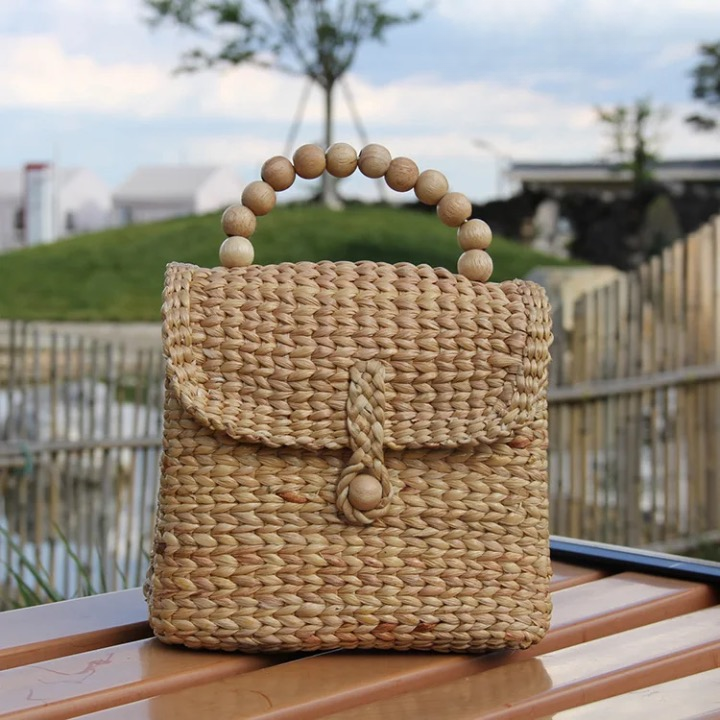 Cahya Wooden Bead Handle Straw Handbag