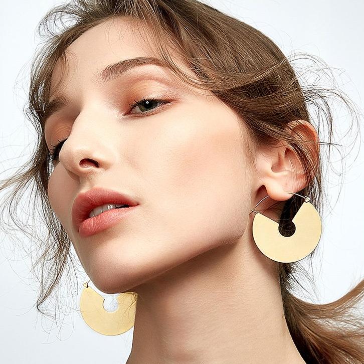 Sami Matte Disk Brass Hoop Earrings