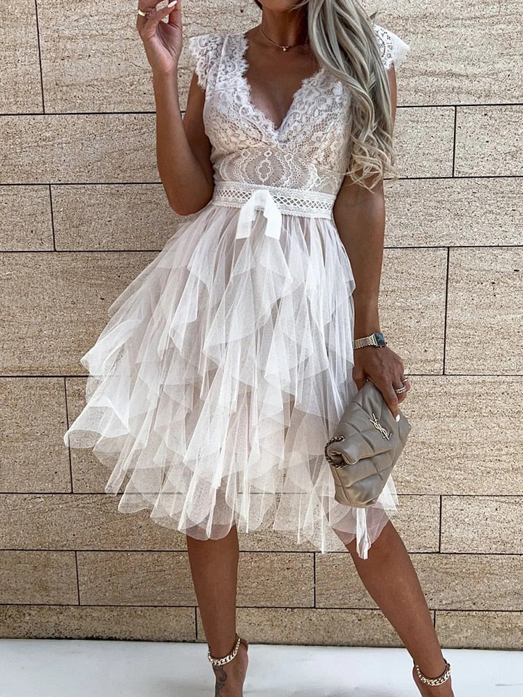 Lace Patchwork Asymmetrical White Dress Femme Sleeveless Slim Fit Party