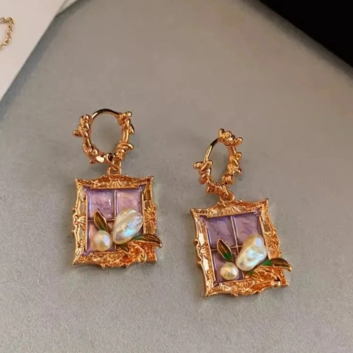 Vintage Pearl Gold Baroque Frame Flower Earrings & Necklace