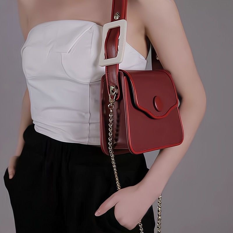 Scarla Retro Button and Chain Shoulder Bag