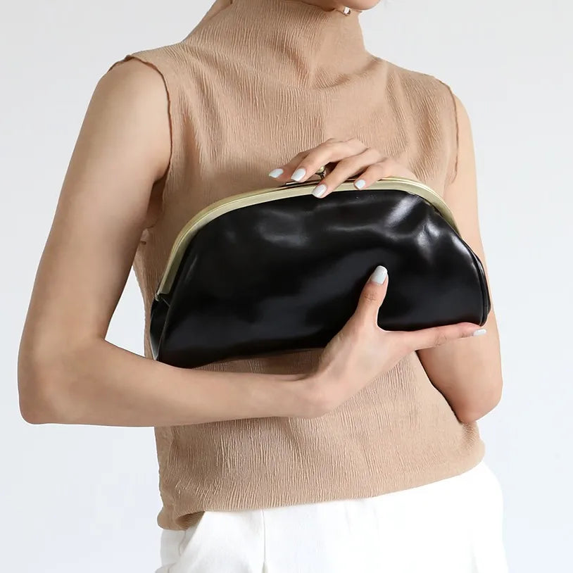 Aki Vintage Faux Leather Coin Clutch Bag