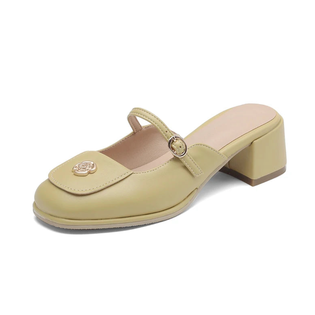 Loran Retro Round Toe Mule Pumps