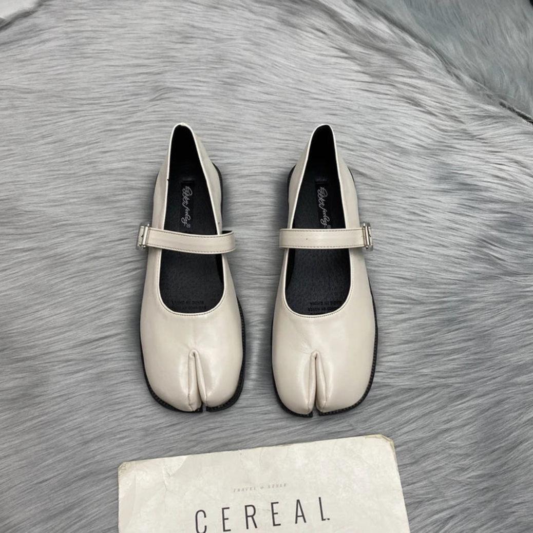 Sabitha Slipt Toe Mary Jane Ballet Flats