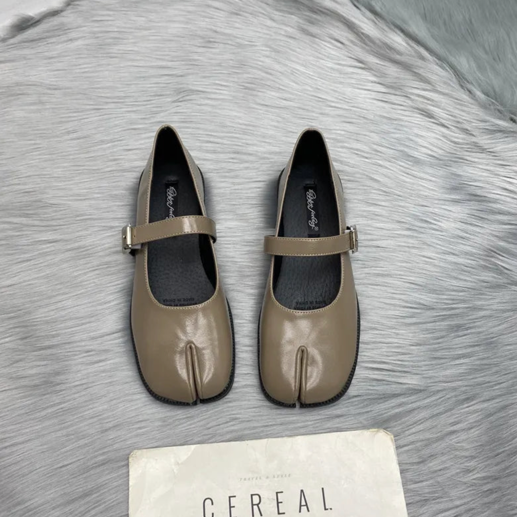 Sabitha Slipt Toe Mary Jane Ballet Flats