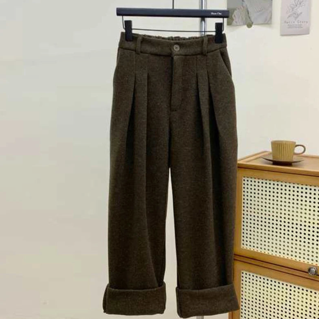 Chic Pleated Woolen Newsboy Pants