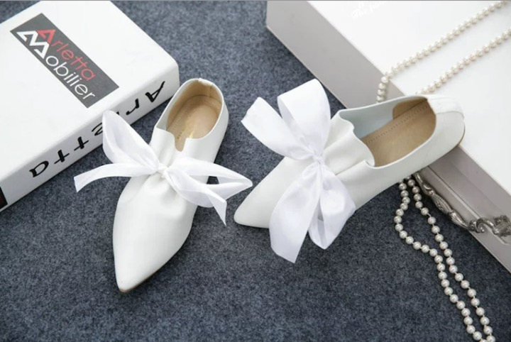 Toledo Ruffle Bow Tie Moccasin Loafers